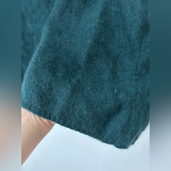 Iris Singer green cashmere turtleneck sweater - Picture 12 of 12